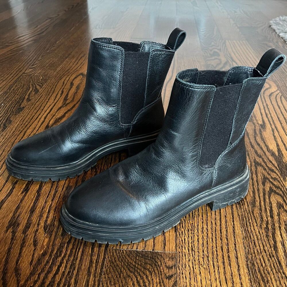 Lucky Brand Chelsea Ankle Boots (US 7)